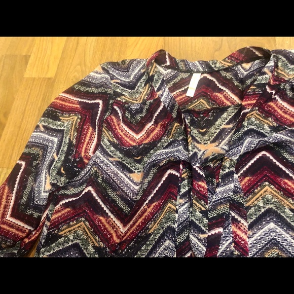 Multicolored chevron top - Picture 2 of 4